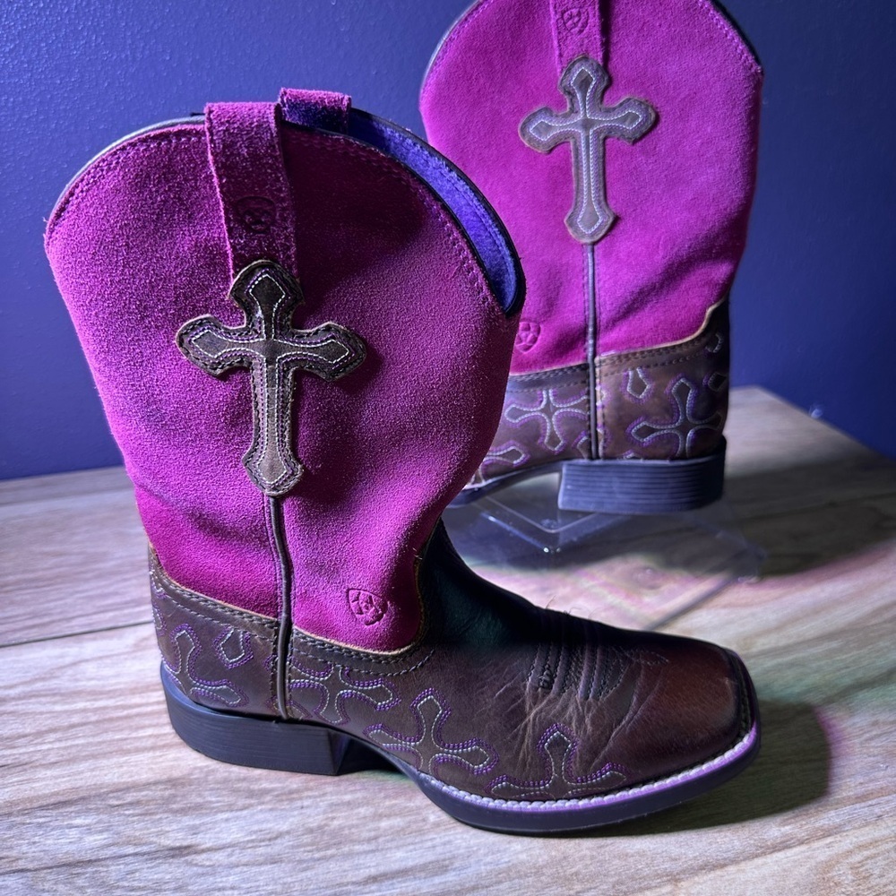 Ariat Fuchsia and Brown Western Boots - Picture 5 of 12